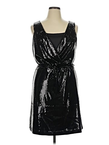 White House Black Market Cocktail Dress (view 1)