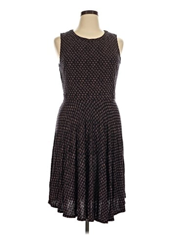 Ann Taylor LOFT Outlet Cocktail Dress (view 1)