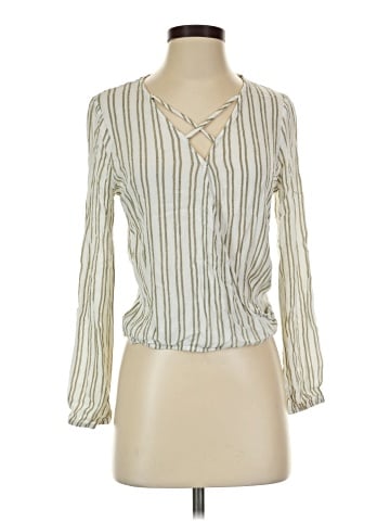 Charlotte Russe Long Sleeve Blouse (view 1)