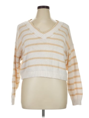 American Eagle Outfitters Pullover Sweater (view 1)