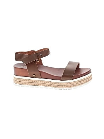 Mia Wedges (view 1)