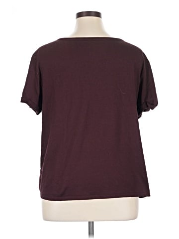 American Eagle Outfitters Short Sleeve T-Shirt (view 2)