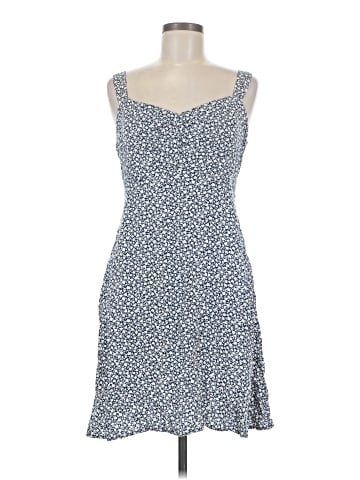 Old Navy Casual Dress (view 1)