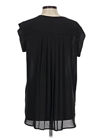 Pleione Short Sleeve Blouse (view 2)