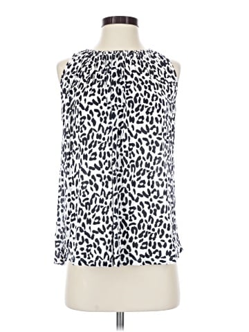 Amour Vert Sleeveless Blouse (view 1)