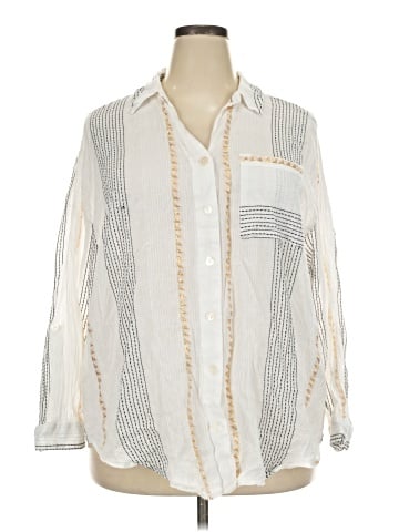 Club Z Collection 3/4 Sleeve Button-Down Shirt (view 1)