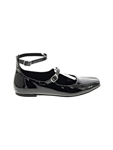Old Navy Flats (view 1)