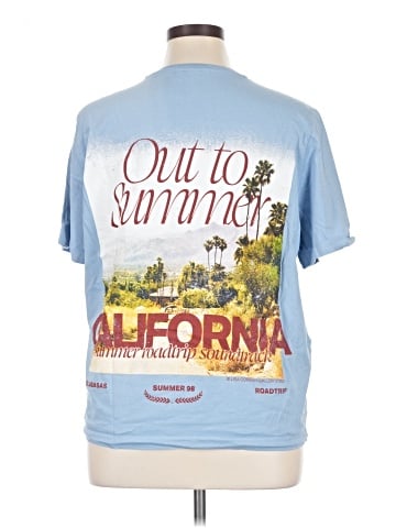 H&M Short Sleeve T-Shirt (view 2)