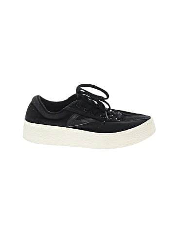 Tretorn Sneakers (view 1)