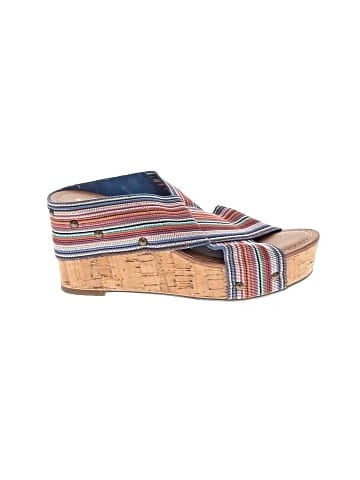 Crown Vintage Wedges (view 1)