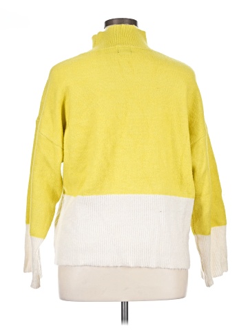 Fabletics 3/4 Sleeve Turtleneck (view 2)