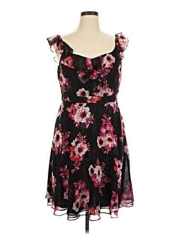 White House Black Market Cocktail Dress (view 1)