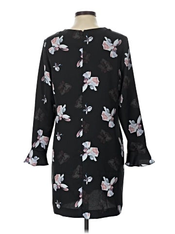 Banana Republic Casual Dress (view 2)