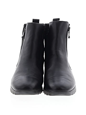 Munro American Ankle Boots (view 2)