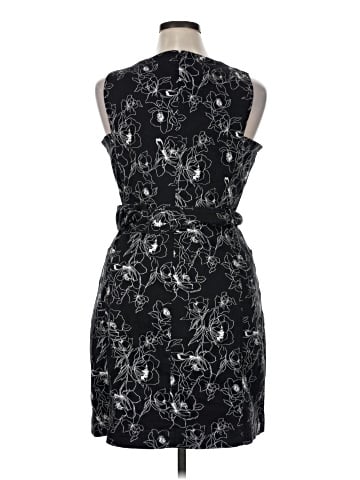 White House Black Market Cocktail Dress (view 2)