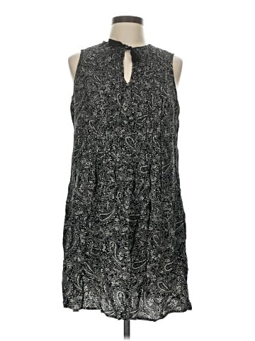 Old Navy Casual Dress (view 1)