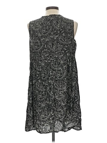 Old Navy Casual Dress (view 2)