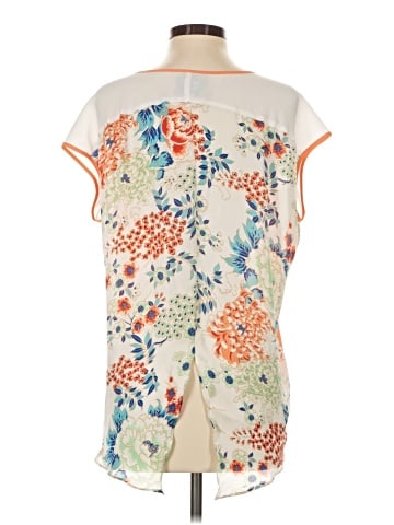 Romeo & Juliet Couture Sleeveless T-Shirt (view 2)