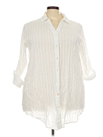 Club Z Collection 3/4 Sleeve Button-Down Shirt (view 1)