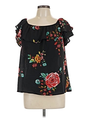 Xhilaration Short Sleeve Blouse (view 1)