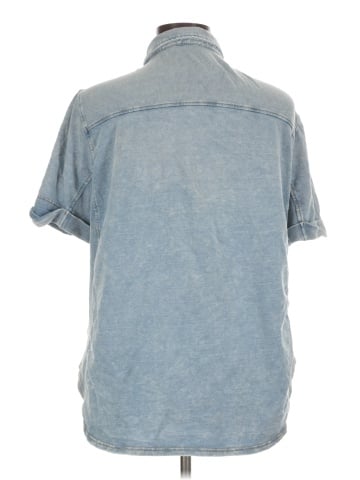 Jane and Delancey Short Sleeve Button-Down Shirt (view 2)