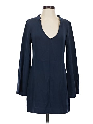 Elizabeth and James Kimono (view 1)