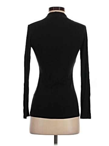 Judith & Charles Long Sleeve Turtleneck (view 2)