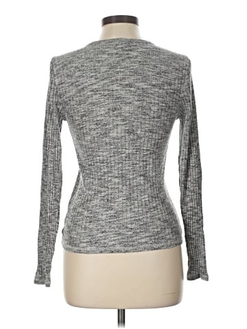 Old Navy Pullover Sweater (view 2)