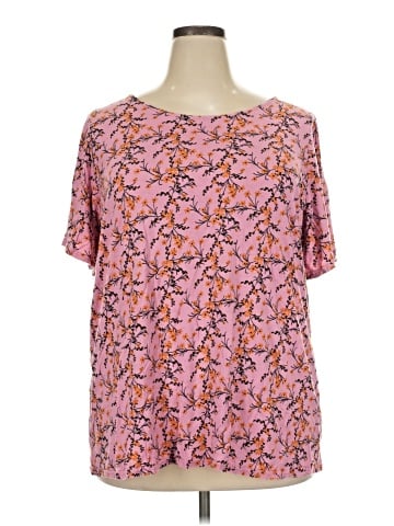 Ellos Short Sleeve T-Shirt (view 1)