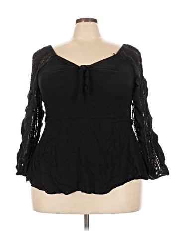 Torrid 3/4 Sleeve T-Shirt (view 1)
