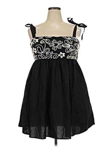 City Triangles Cocktail Dress (view 1)