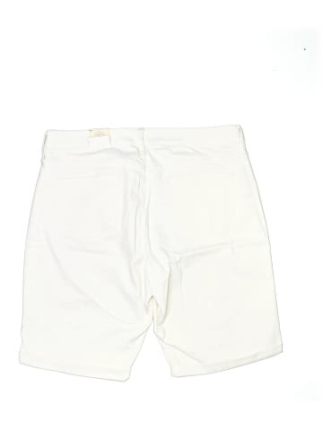 St. John's Bay Shorts (view 2)