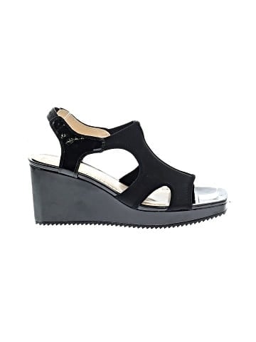 Adrienne Vittadini Wedges (view 1)