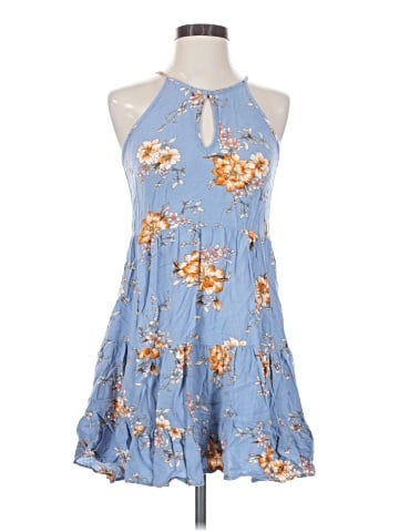 Xhilaration Casual Dress (view 1)