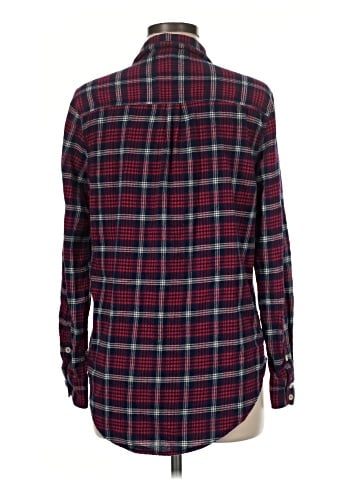 Forever 21 Long Sleeve Button-Down Shirt (view 2)