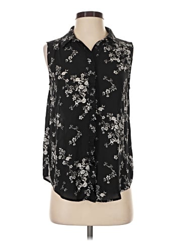 Elle Sleeveless Blouse (view 1)