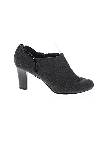 Liz Claiborne Heels (view 1)
