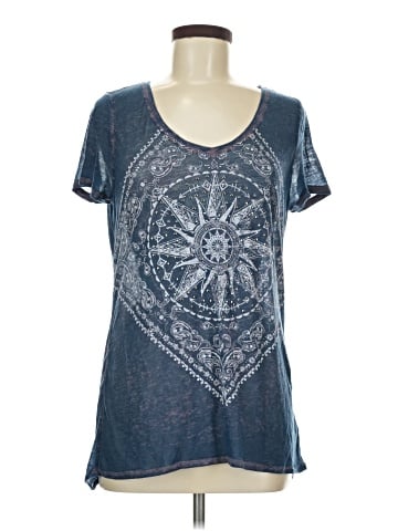 Maurices Short Sleeve T-Shirt (view 1)