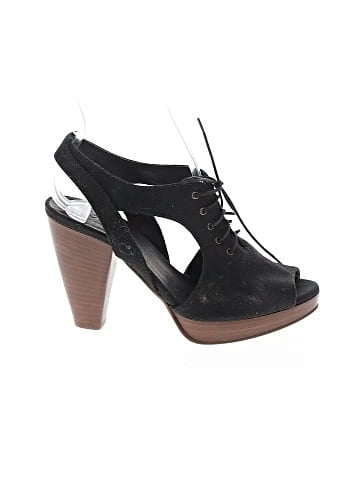 1937 Heels (view 1)