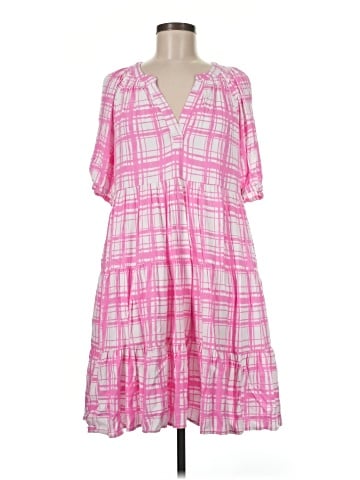 Crown & Ivy Casual Dress (view 1)