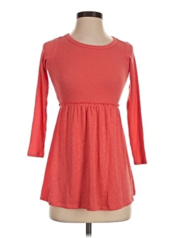 Billabong 3/4 Sleeve Top (view 1)