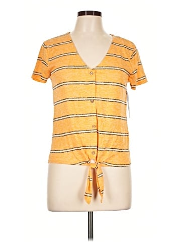 No Boundaries Short Sleeve Top (view 1)