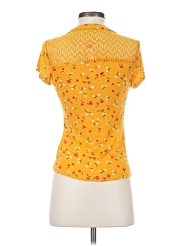 No Boundaries Short Sleeve T-Shirt (view 2)