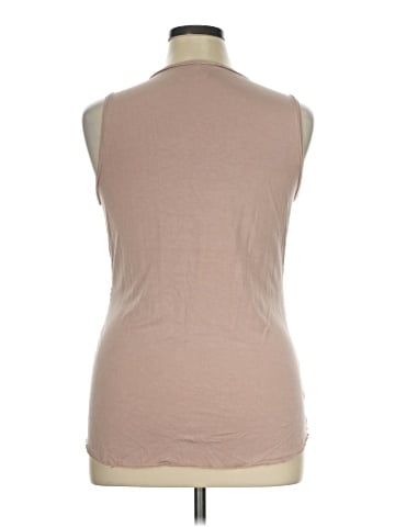 Kenar Sleeveless Top (view 2)