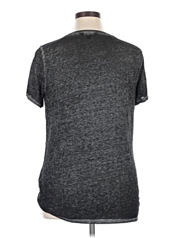 Rock & Republic Short Sleeve T-Shirt (view 2)