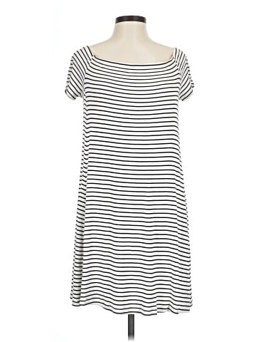 Old Navy Casual Dress (view 1)