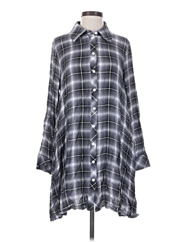Simply Noelle 3/4 Sleeve Button-Down Shirt (view 1)
