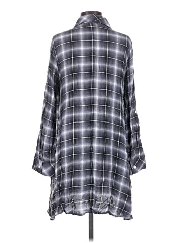 Simply Noelle 3/4 Sleeve Button-Down Shirt (view 2)