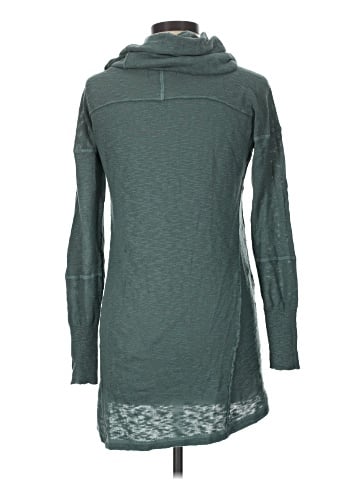 Ruby Moon Long Sleeve Turtleneck (view 2)