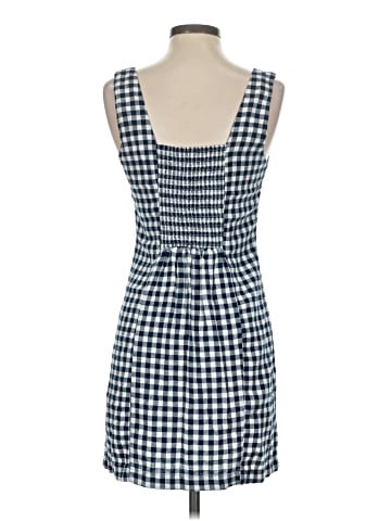 Old Navy Casual Dress (view 2)